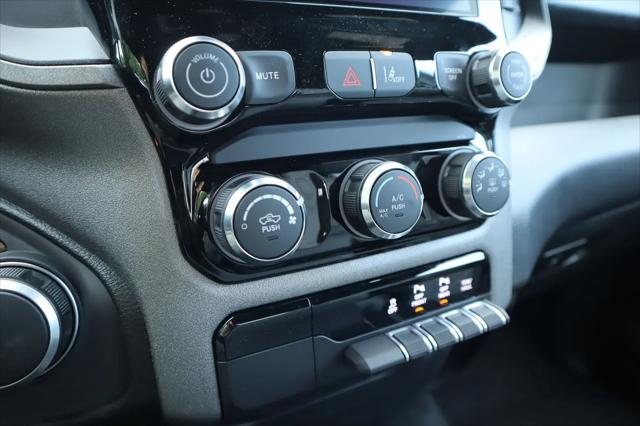 2026 Ram 1500 Tradesman Quad Cab 4x4 64 Box