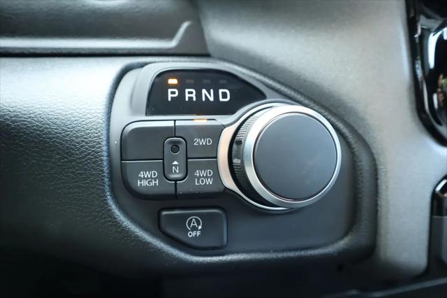 2026 Ram 1500 Tradesman Quad Cab 4x4 64 Box