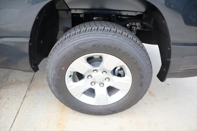 2026 Ram 1500 Tradesman Quad Cab 4x4 64 Box