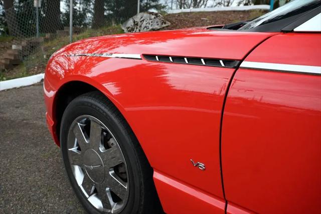 2003 Ford Thunderbird Premium
