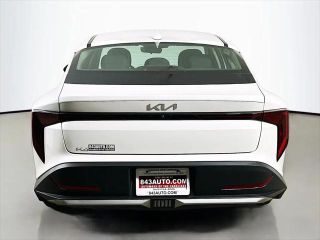 2025 Kia K4 LXS