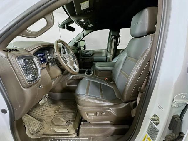 2023 GMC Sierra 2500HD 4WD Crew Cab Standard Bed Denali