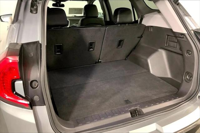 2024 GMC Terrain AWD SLT