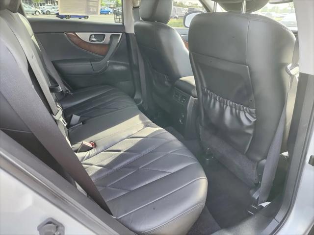 2011 INFINITI FX35 FX35