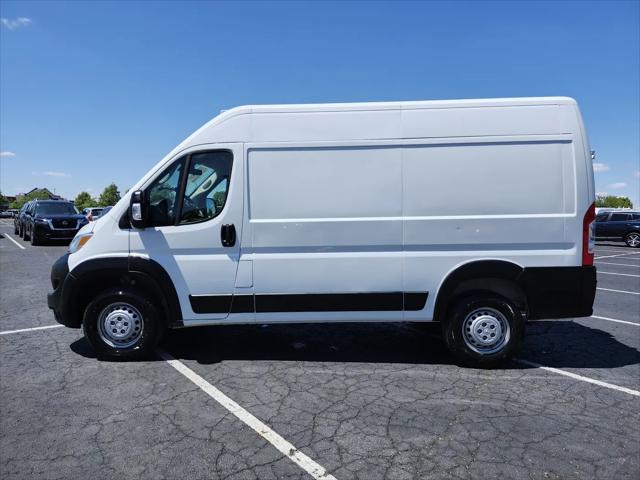 2025 Ram ProMaster 2500 Cargo Van Tradesman High Roof 136" WB w/Pass Seat