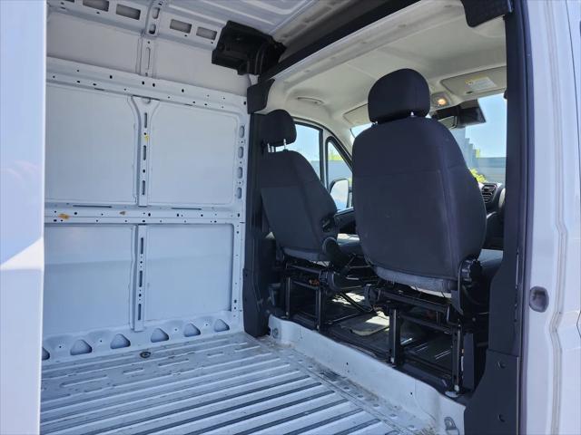 2025 Ram ProMaster 2500 Cargo Van Tradesman High Roof 136" WB w/Pass Seat