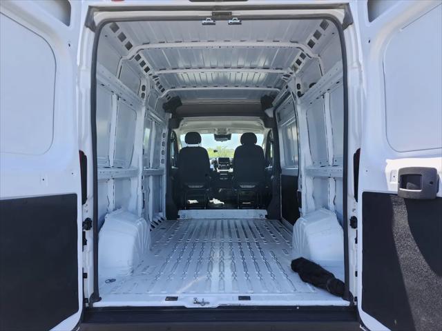 2025 Ram ProMaster 2500 Cargo Van Tradesman High Roof 136" WB w/Pass Seat
