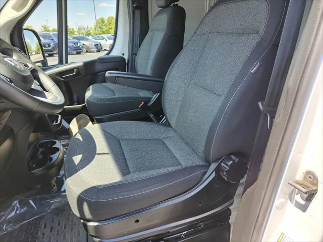 2025 Ram ProMaster 2500 Cargo Van Tradesman High Roof 136" WB w/Pass Seat
