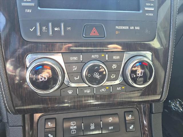 2017 Chevrolet Traverse 2LT