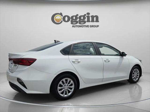 2023 Kia Forte LX