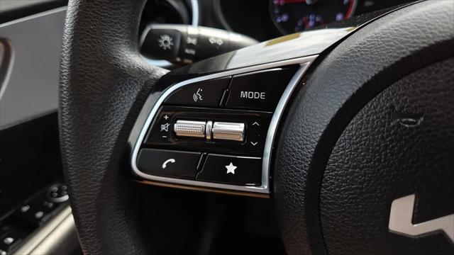 2023 Kia Forte LX