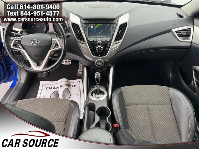 2013 Hyundai Veloster Base w/Black