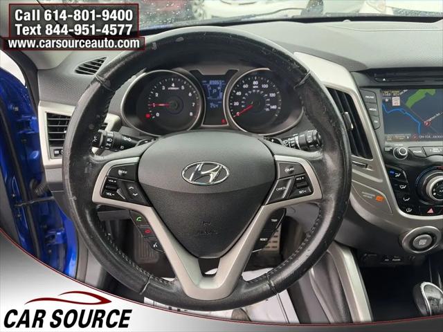 2013 Hyundai Veloster Base w/Black