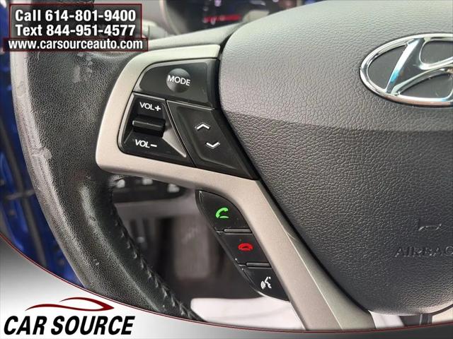 2013 Hyundai Veloster Base w/Black