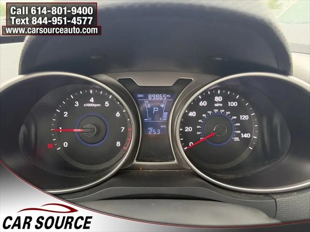 2013 Hyundai Veloster Base w/Black
