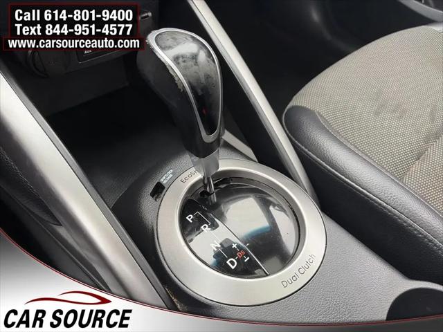 2013 Hyundai Veloster Base w/Black