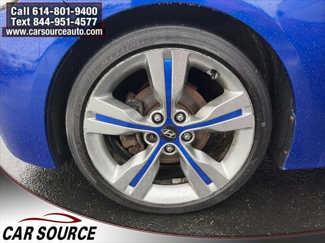 2013 Hyundai Veloster Base w/Black
