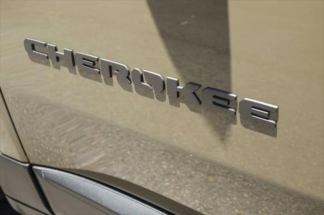 2026 Jeep Cherokee Laredo 4x4