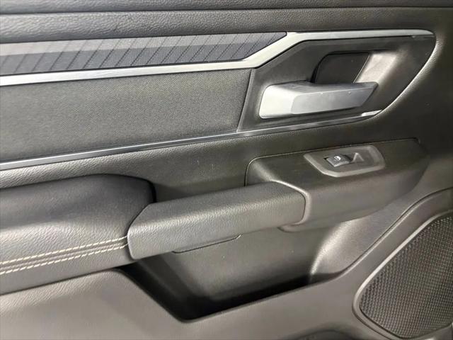 2025 Ram 1500 Big Horn Crew Cab 4x4 5'7" Box