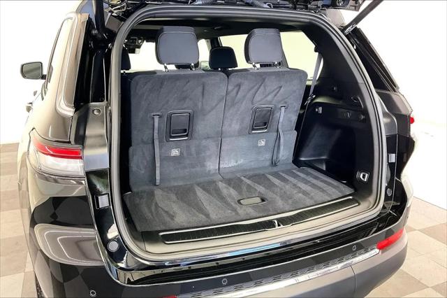 2025 Jeep Grand Cherokee L Laredo X 4x4