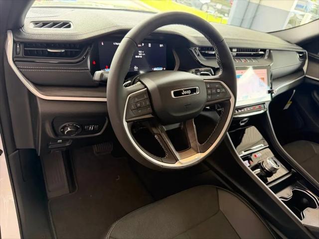 2026 Jeep Grand Cherokee L Altitude 4x4