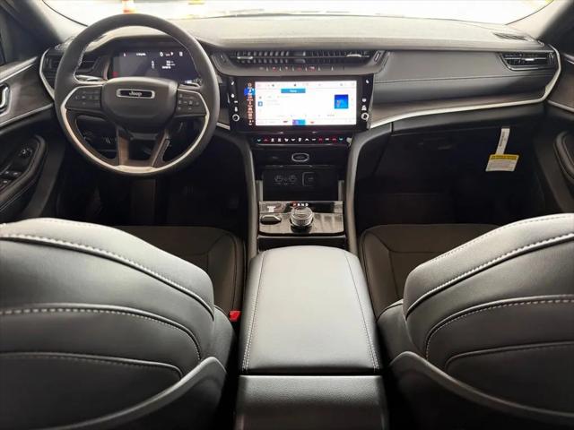 2026 Jeep Grand Cherokee L Altitude 4x4