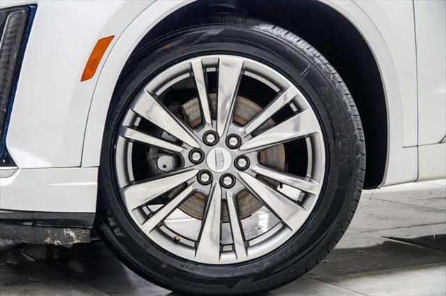 2022 Cadillac XT6 AWD Premium Luxury