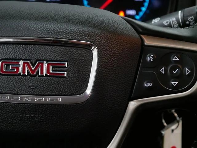 2021 GMC Canyon 4WD Crew Cab Short Box Denali