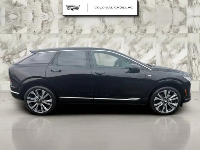 2025 Cadillac iQ Luxury 2 AWD