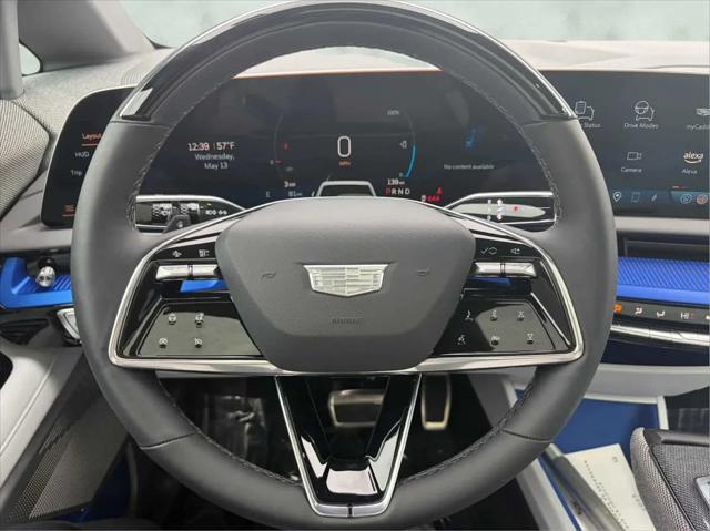 2025 Cadillac iQ Luxury 2 AWD