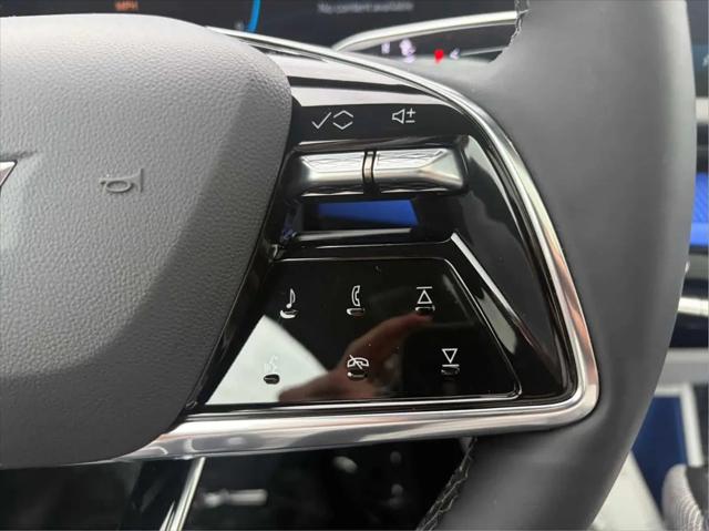 2025 Cadillac iQ Luxury 2 AWD