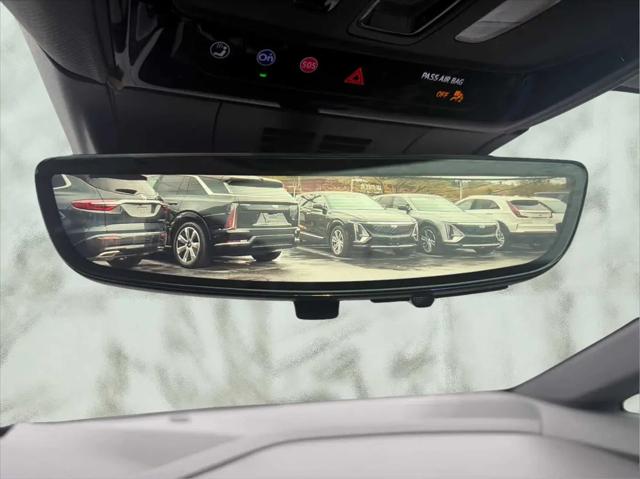 2025 Cadillac iQ Luxury 2 AWD