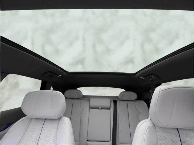 2025 Cadillac iQ Luxury 2 AWD