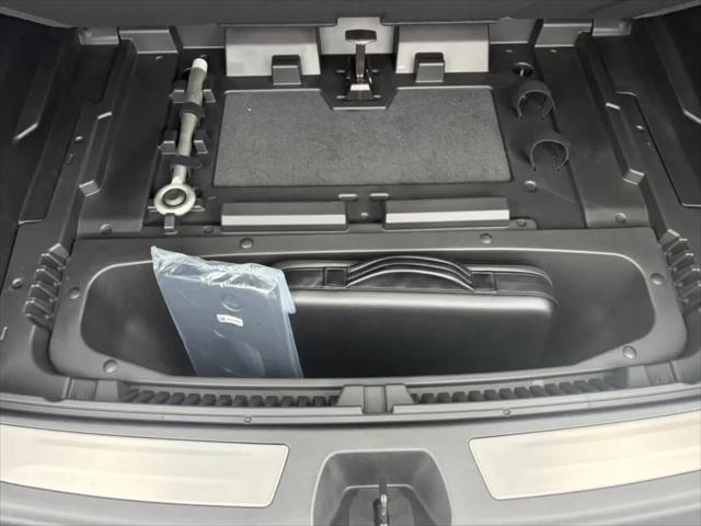 2025 Cadillac iQ Luxury 2 AWD