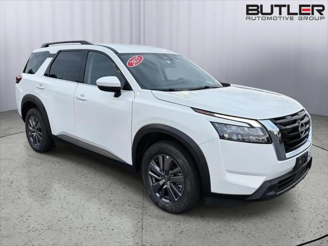 2025 Nissan Pathfinder SV 4WD