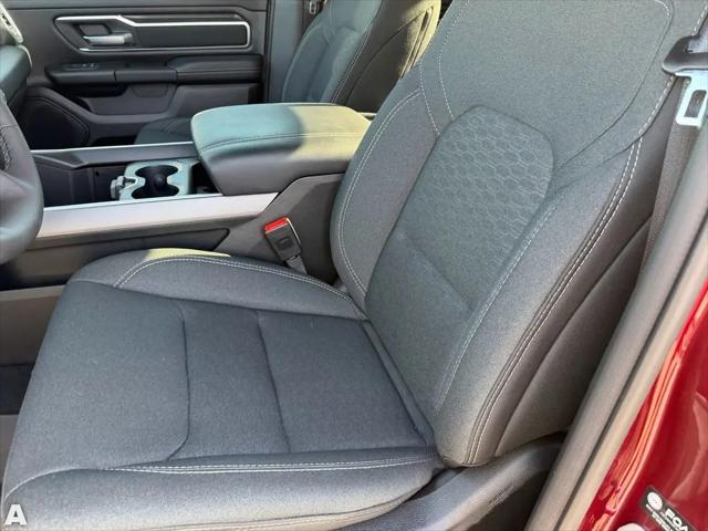 2025 Ram 1500 Big Horn Crew Cab 4x4 6'4" Box