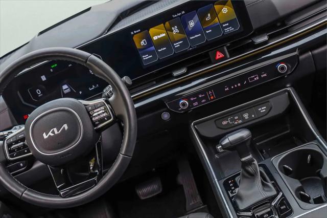 2025 Kia Carnival MPV SX Prestige