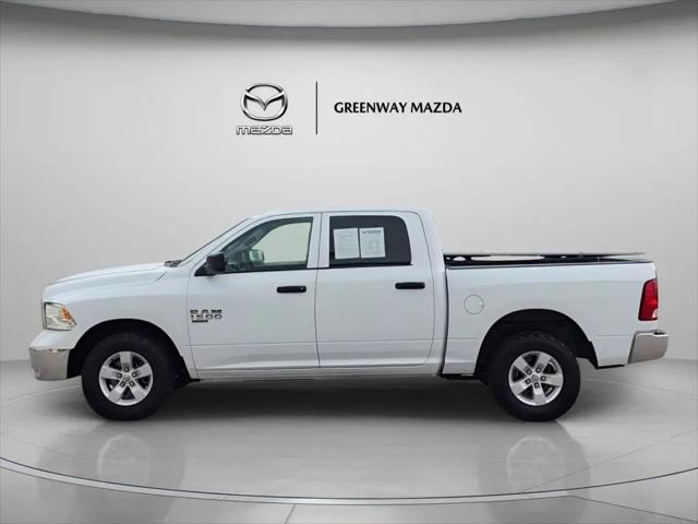 2022 Ram 1500 Classic SLT Crew Cab 4x4 5'7" Box