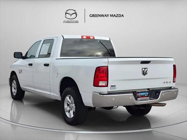 2022 Ram 1500 Classic SLT Crew Cab 4x4 5'7" Box