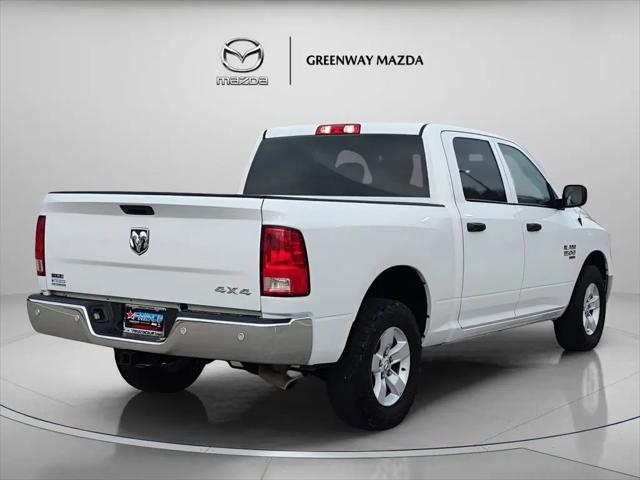 2022 Ram 1500 Classic SLT Crew Cab 4x4 5'7" Box