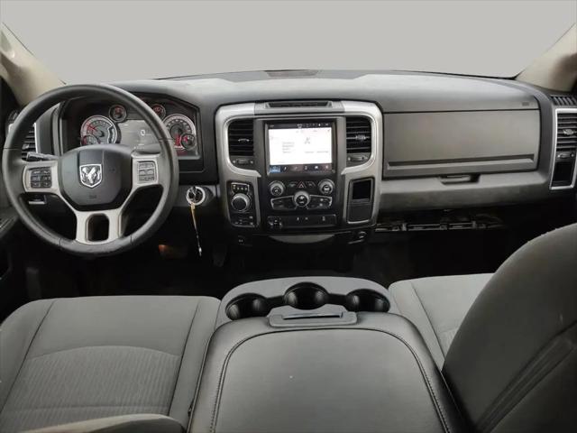 2022 Ram 1500 Classic SLT Crew Cab 4x4 5'7" Box