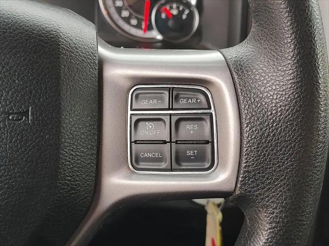 2022 Ram 1500 Classic SLT Crew Cab 4x4 5'7" Box