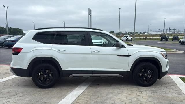 2026 Volkswagen Atlas Peak Edition