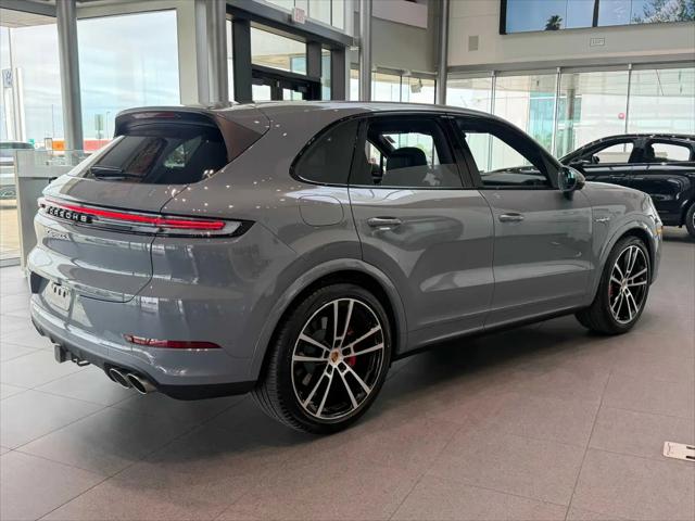2026 Porsche Cayenne E-Hybrid S