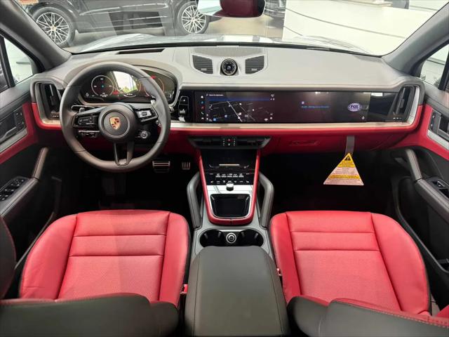 2026 Porsche Cayenne E-Hybrid S
