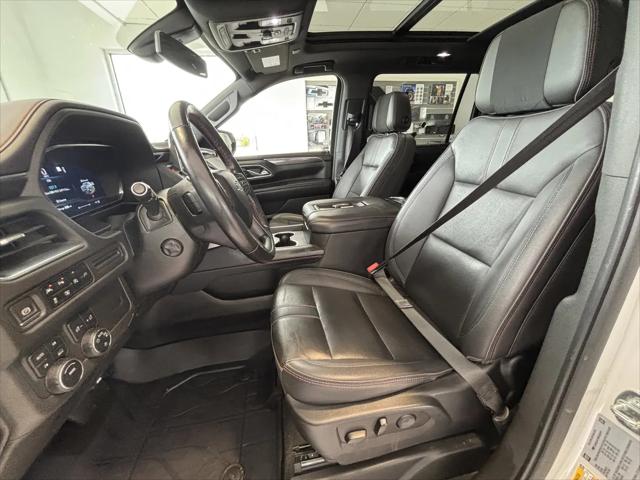 2022 Chevrolet Suburban 4WD RST