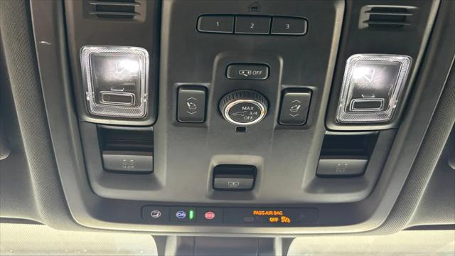 2022 Chevrolet Suburban 4WD RST