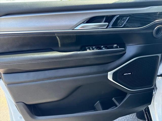 2024 Jeep Wagoneer Series II Carbide
