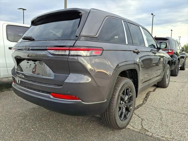 2026 Jeep Grand Cherokee Altitude 4x4
