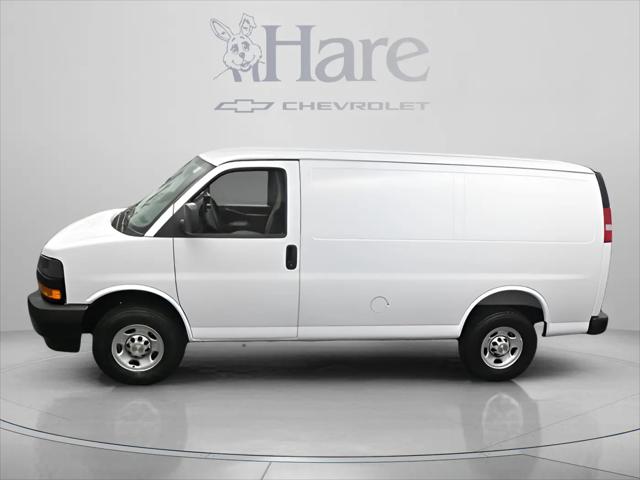 2026 Chevrolet Express Cargo Van 2500 Regular Wheelbase, WT, RWD